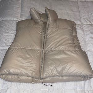 Garage puffer vest